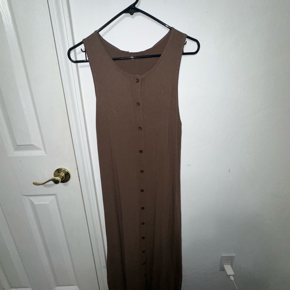 Elegant Brown Sleeveless Dress